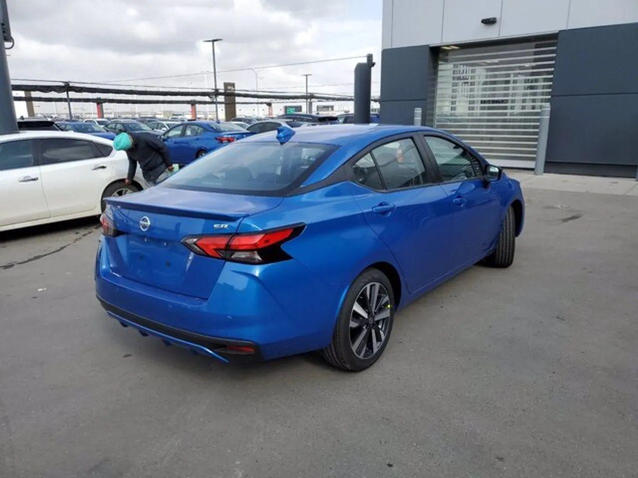2021 Nissan Versa SR-3