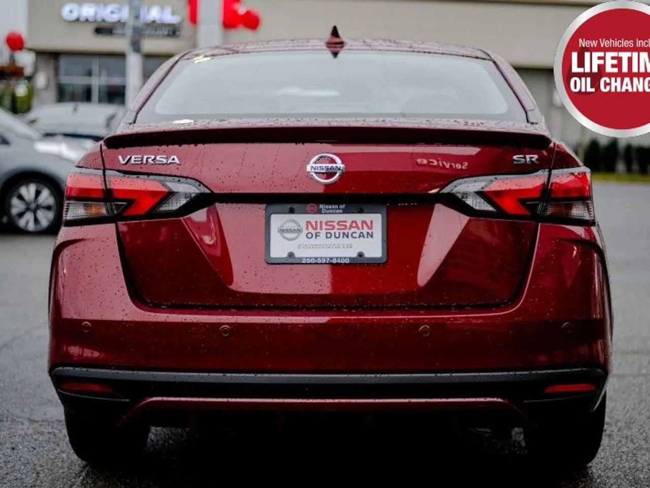 2021 Nissan Versa SR-3