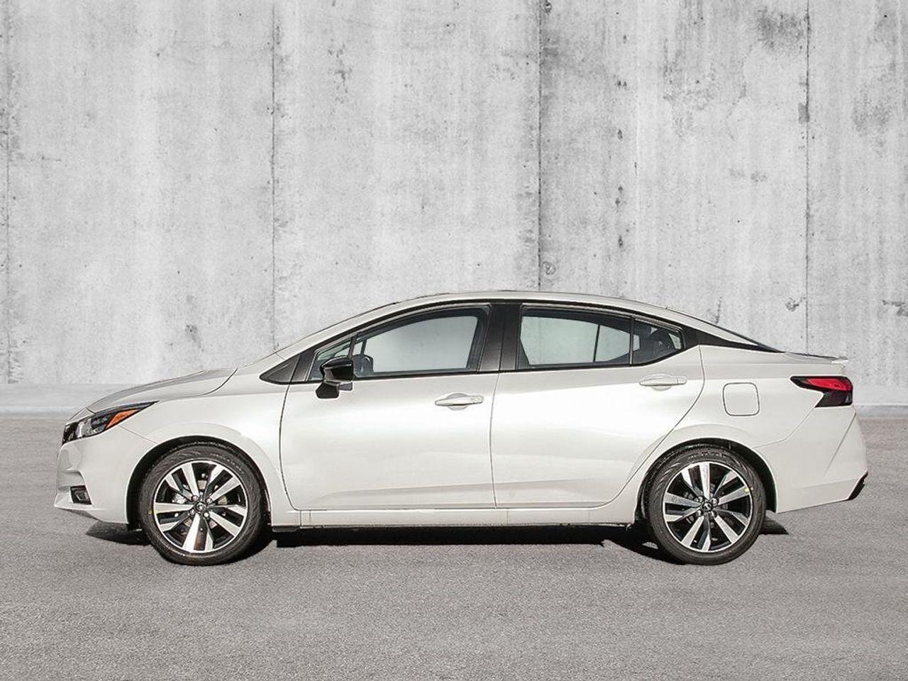 2021 Nissan Versa SR-3