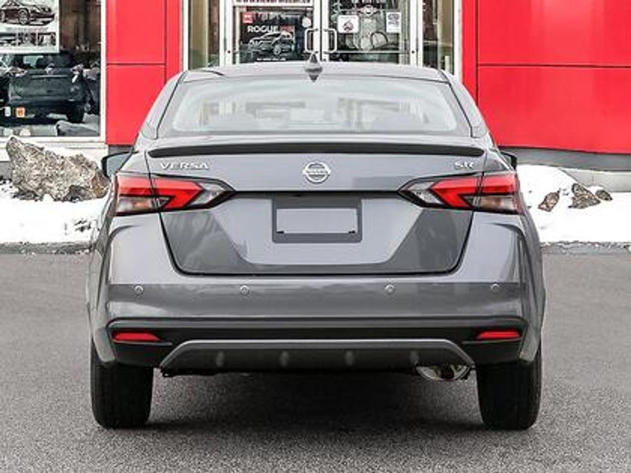 2021 Nissan Versa SR-4