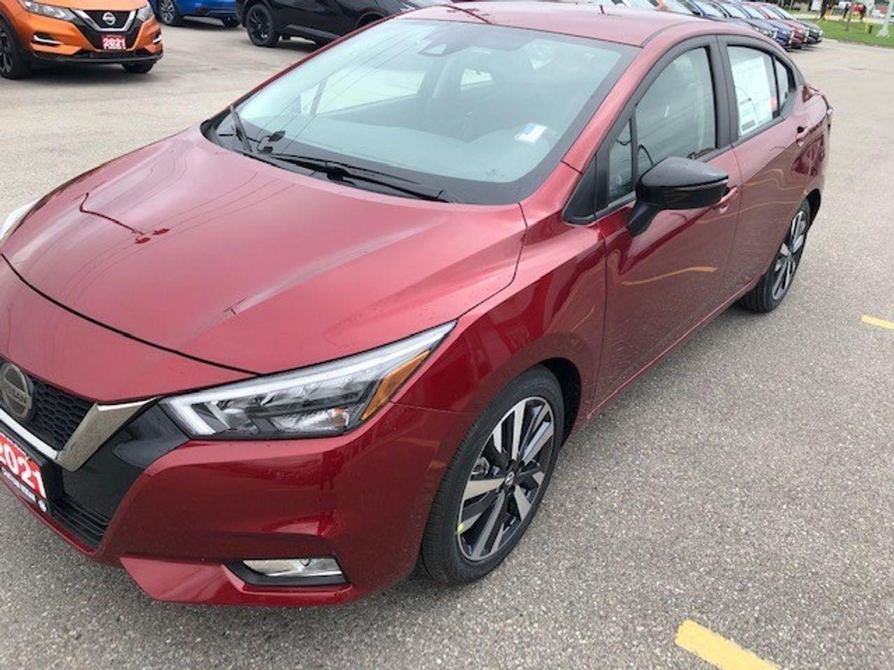 2021 Nissan Versa SR-0