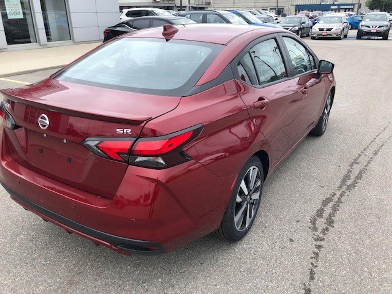 2021 Nissan Versa SR-4