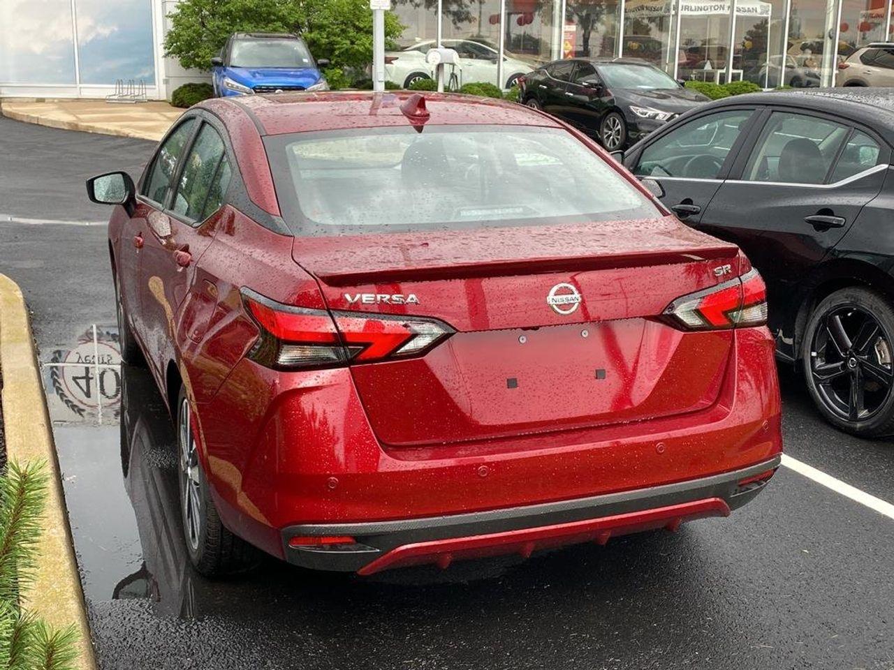 2021 Nissan Versa SR-4