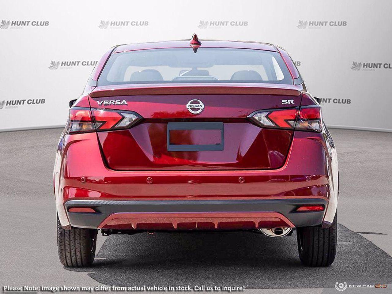 2021 Nissan Versa SR-4