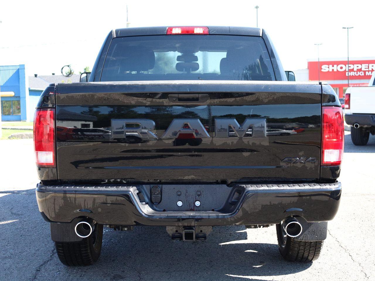 2021 Ram 1500 Classic -3