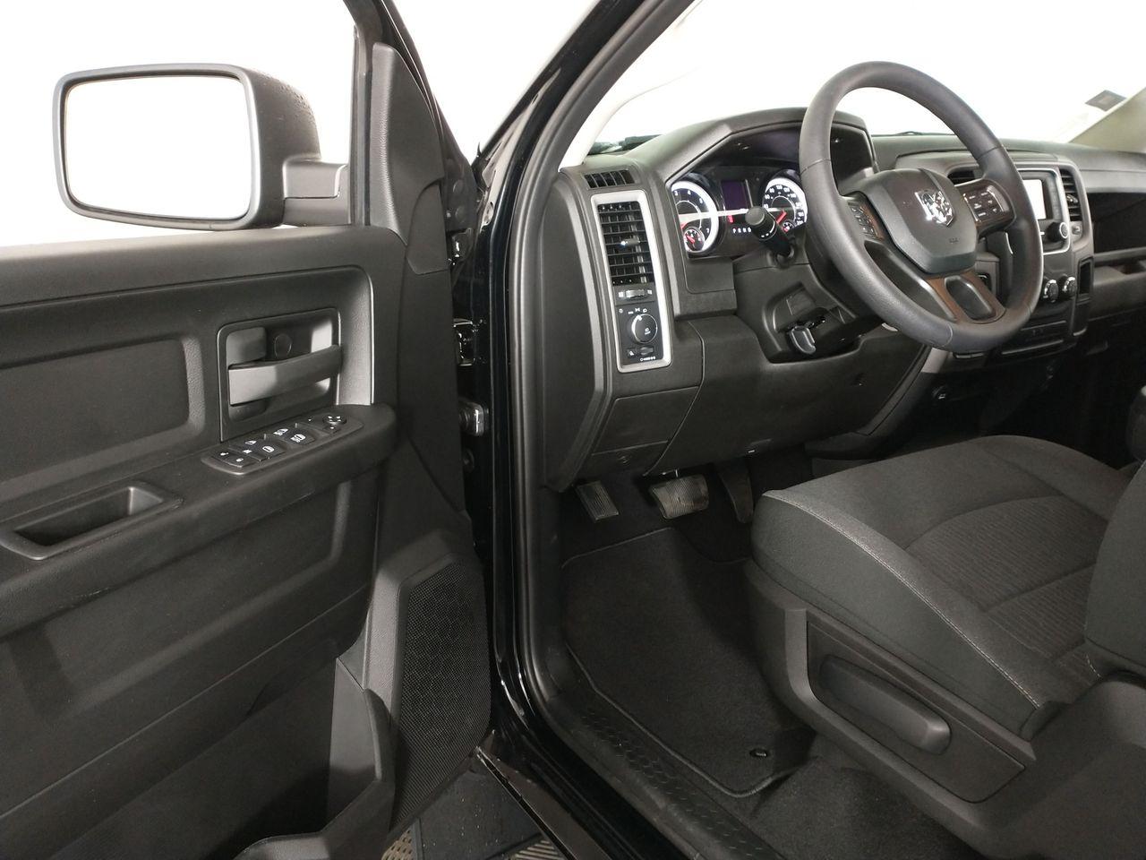 2021 Ram 1500 Classic -3