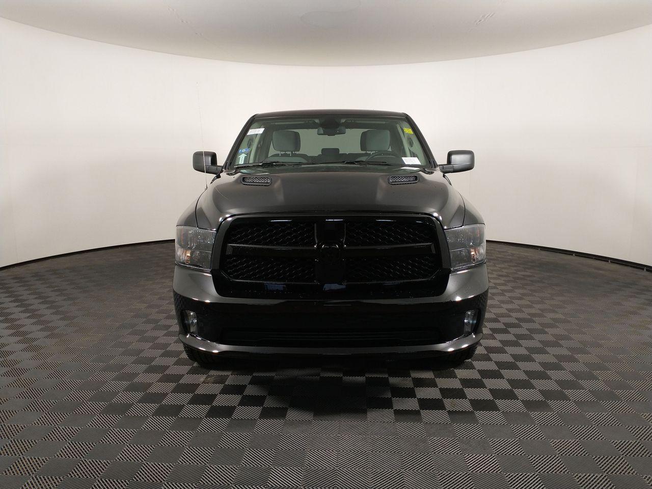 2021 Ram 1500 Classic -1