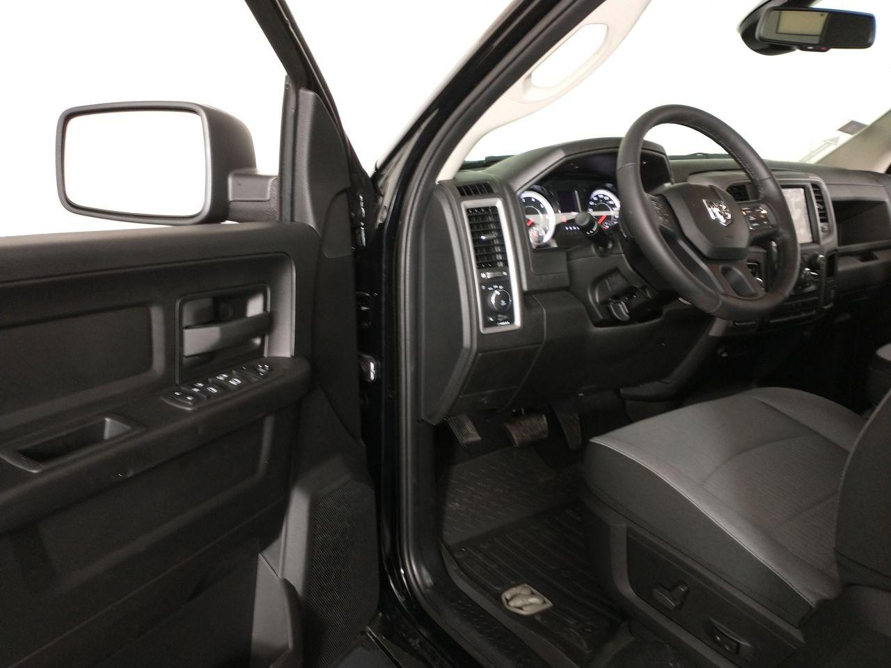 2021 Ram 1500 Classic -3