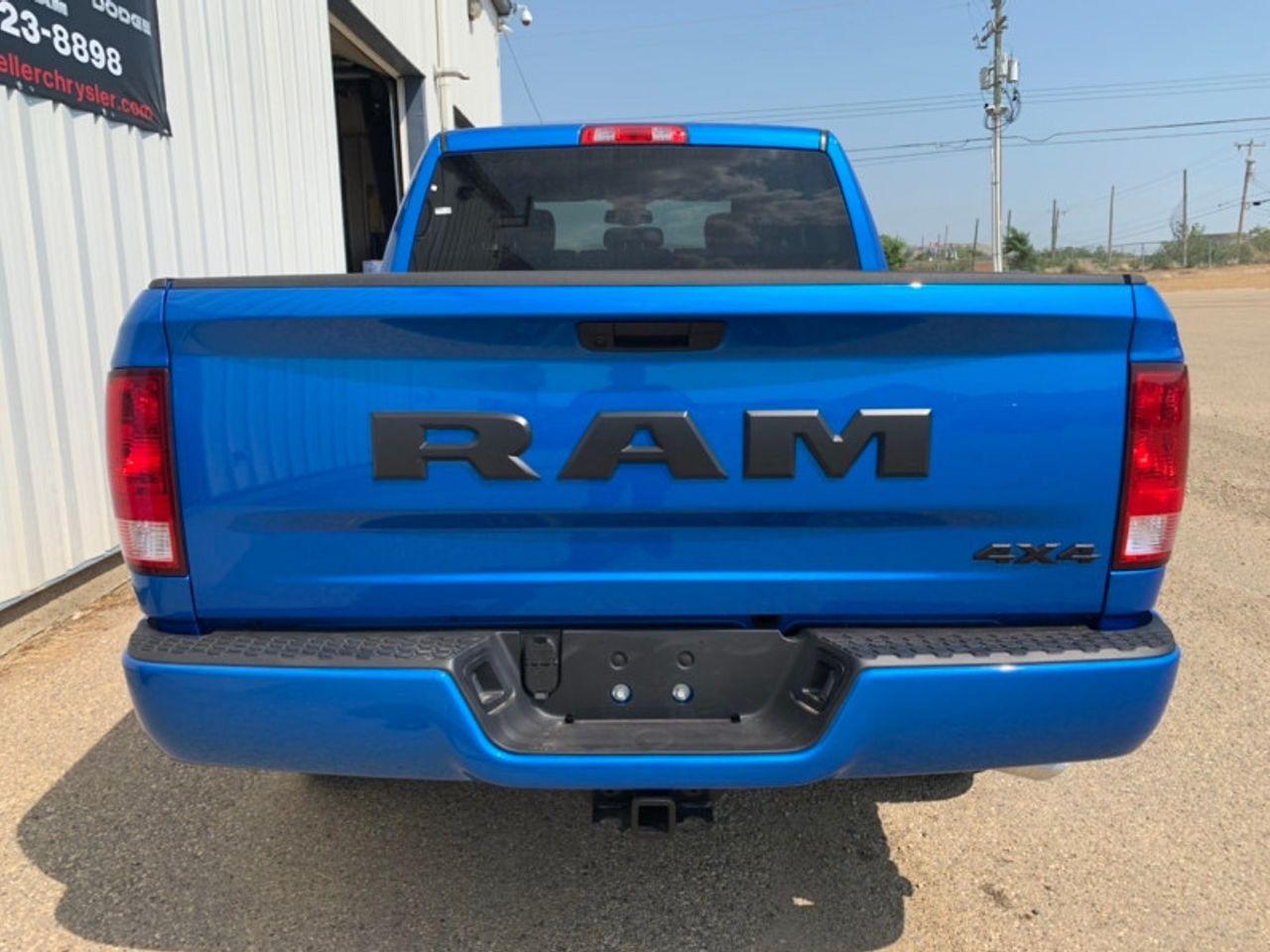 2021 Ram 1500 Classic -3
