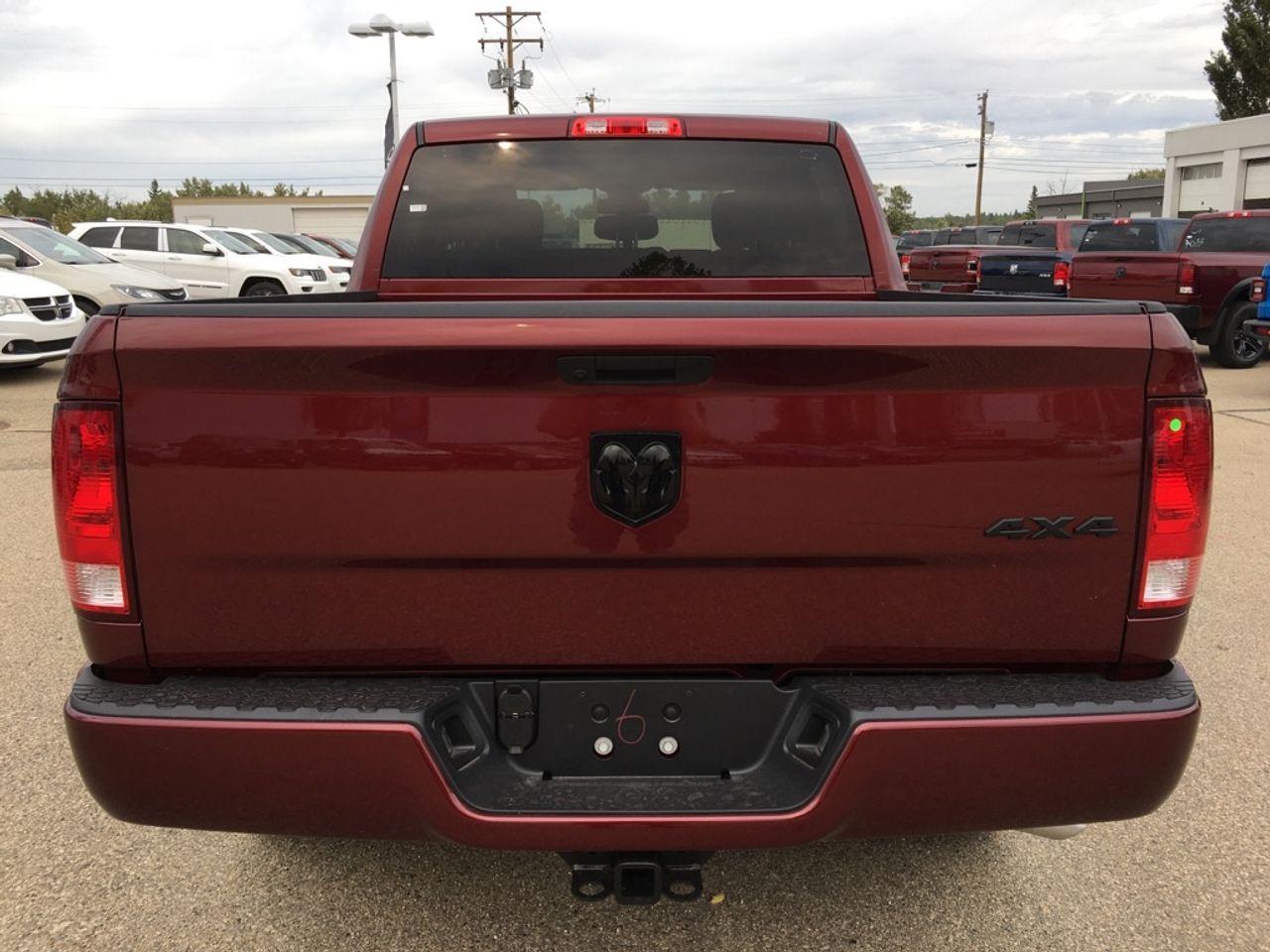 2021 Ram 1500 Classic -3