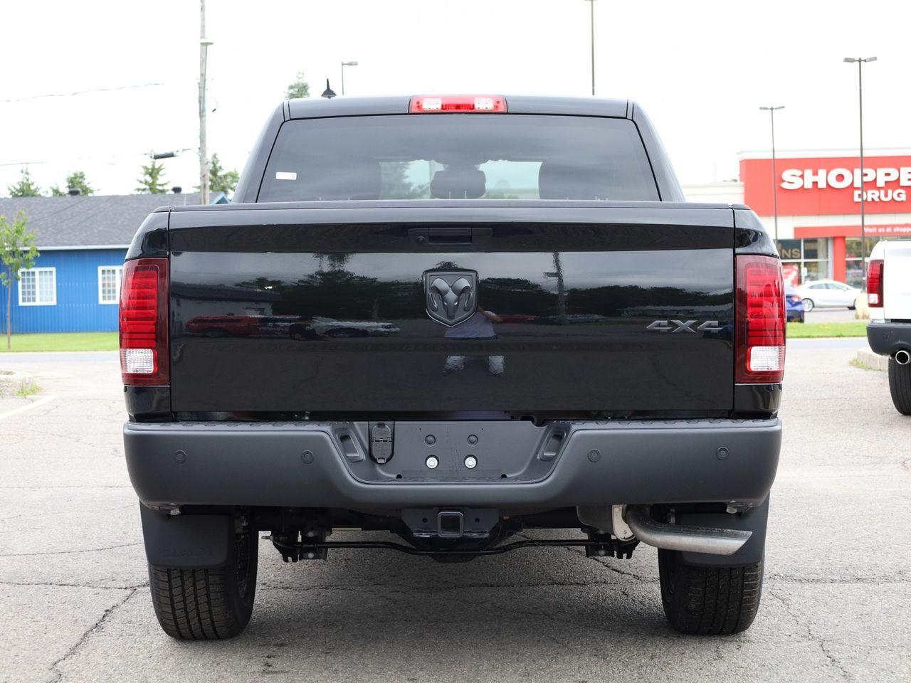 2021 Ram 1500 Classic SLT-3