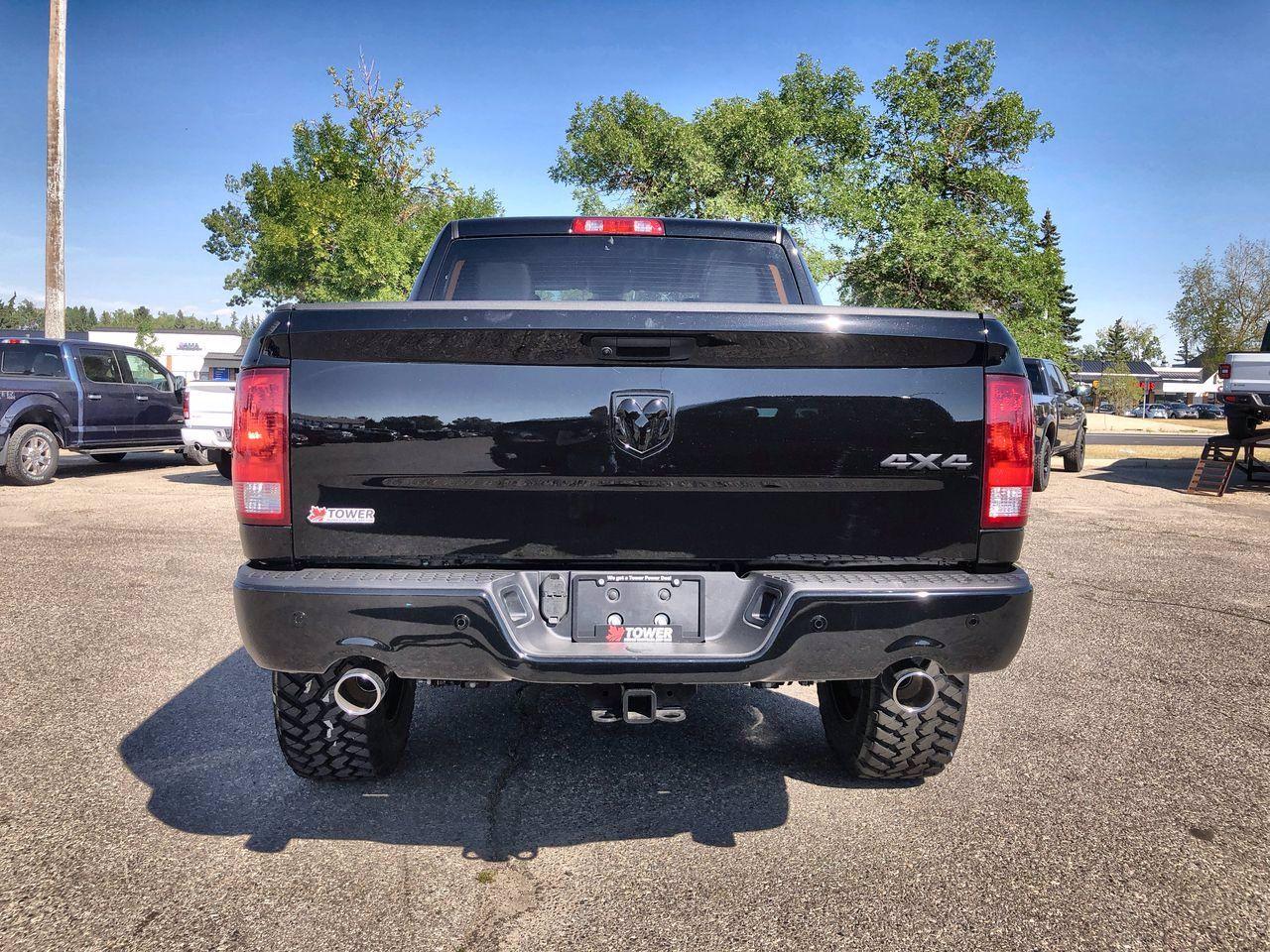 2021 Ram 1500 Classic SLT-4