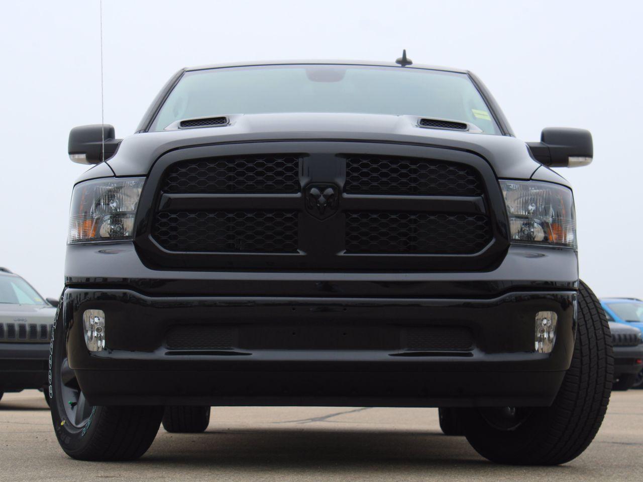 2021 Ram 1500 Classic SLT-1