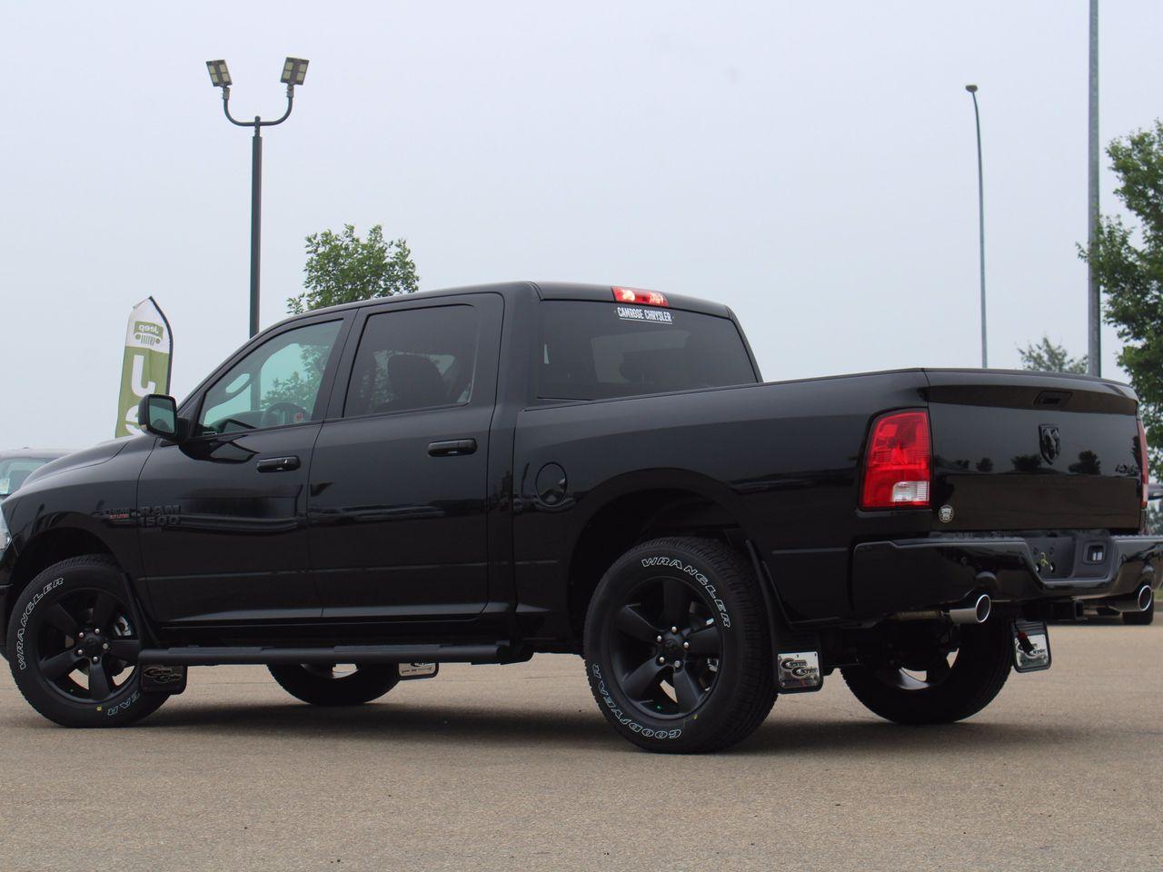 2021 Ram 1500 Classic SLT-4