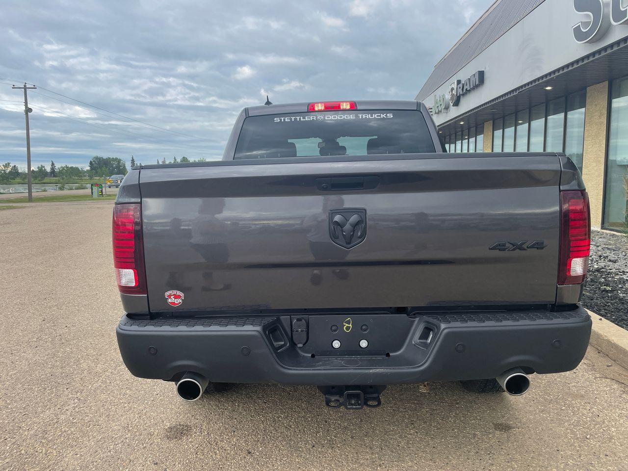 2021 Ram 1500 Classic SLT-3