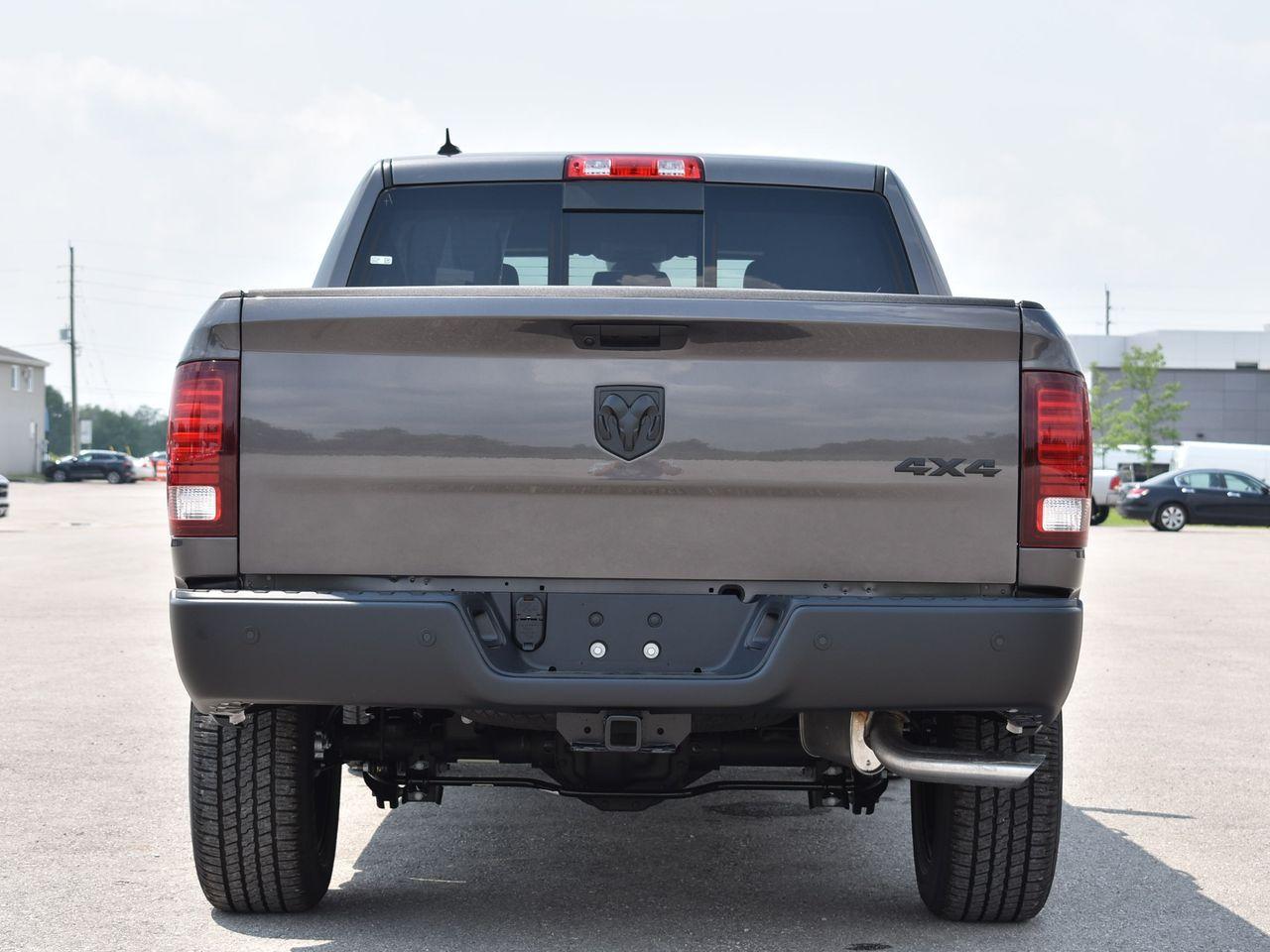 2021 Ram 1500 Classic SLT-3