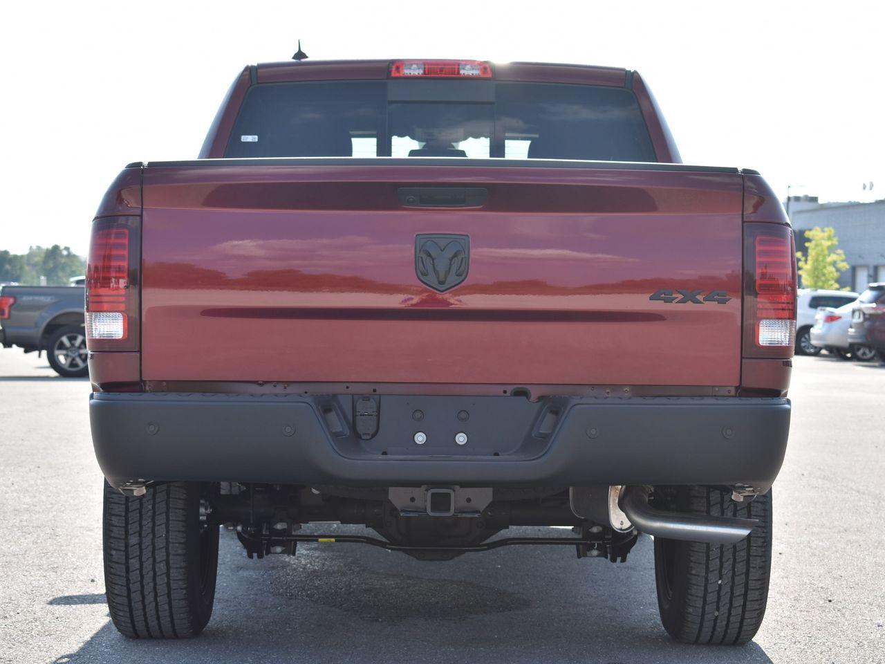 2021 Ram 1500 Classic SLT-3