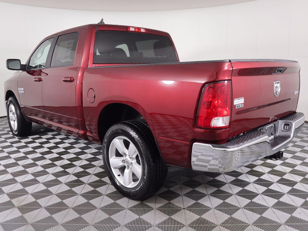 2021 Ram 1500 Classic SLT-4