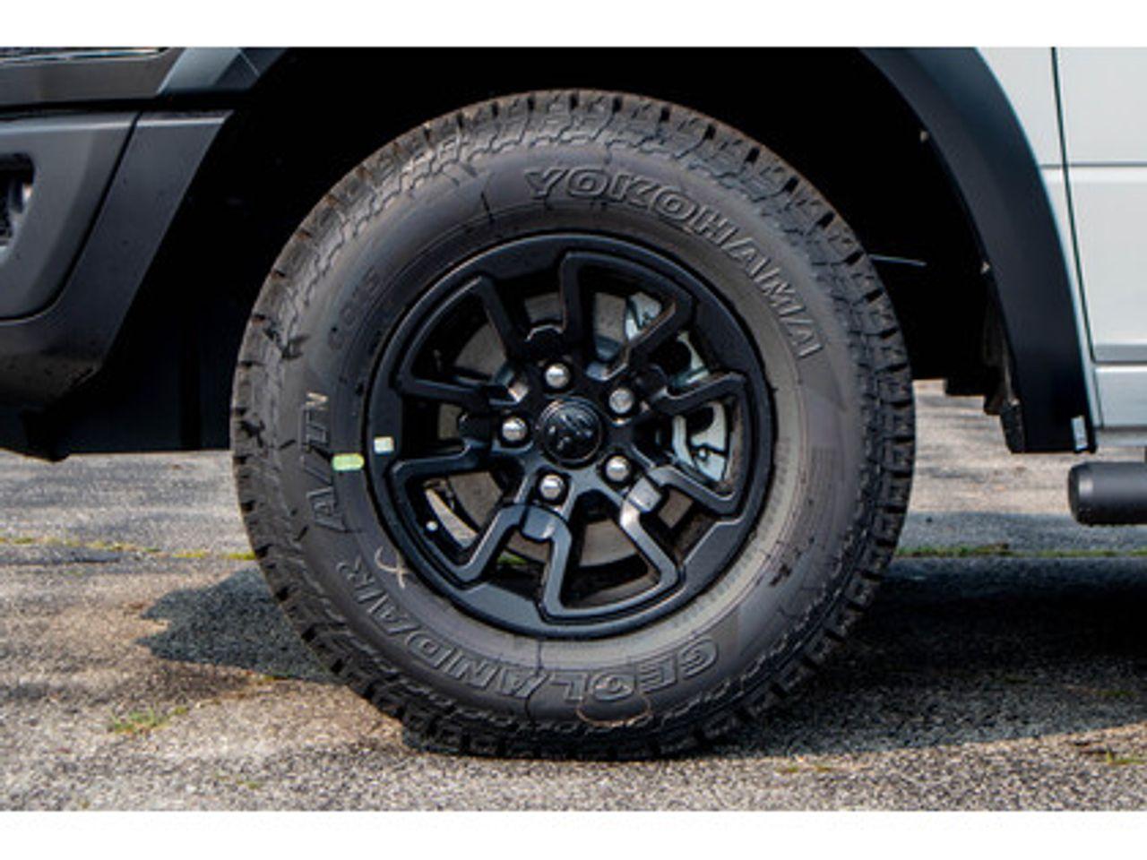 2021 Ram 1500 Classic SLT-3