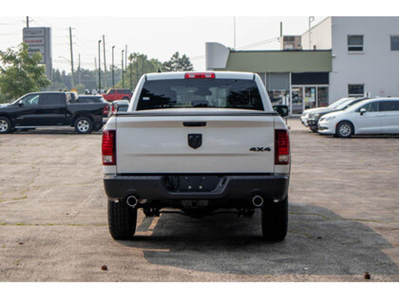 2021 Ram 1500 Classic SLT-4
