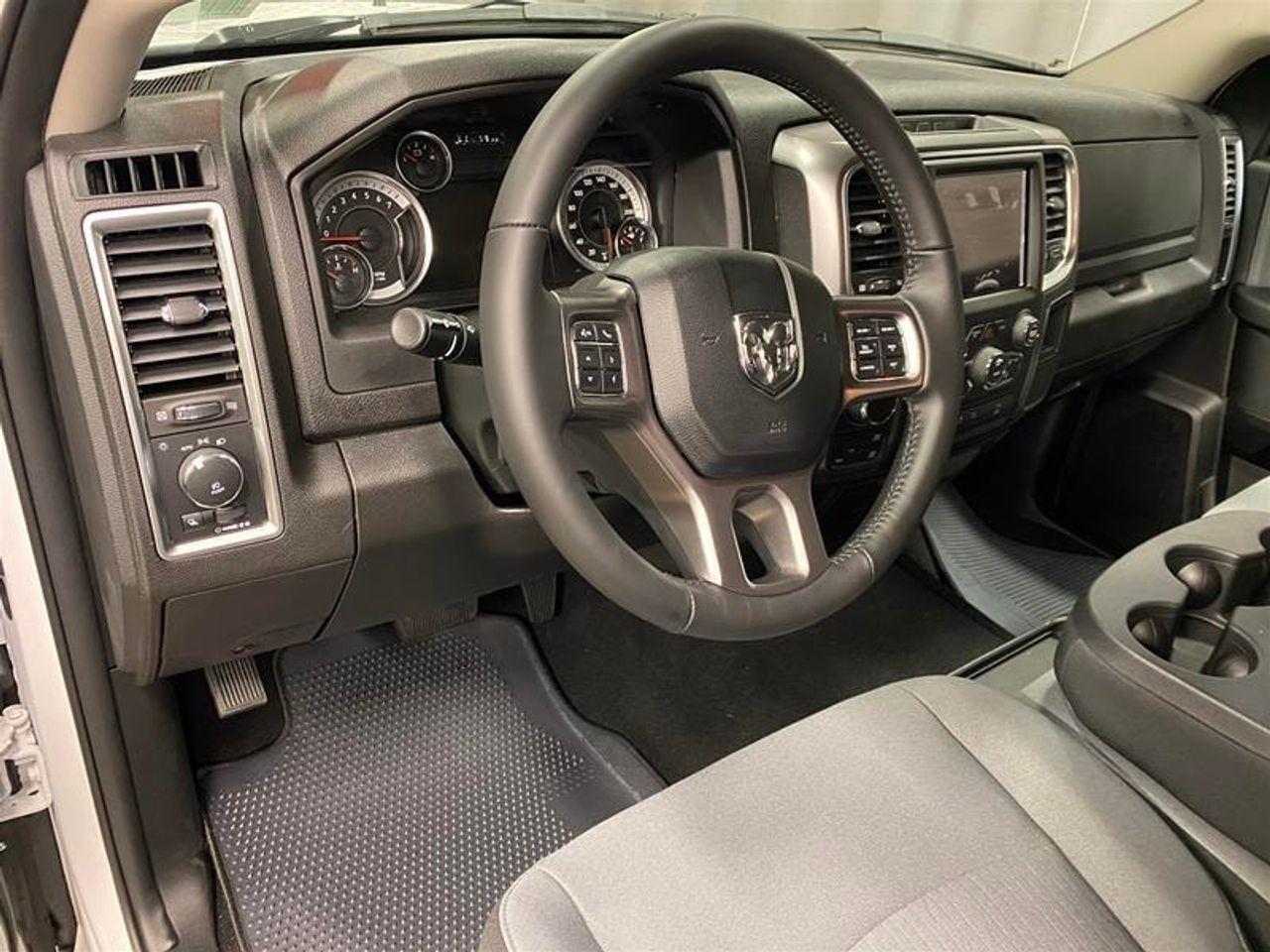 2021 Ram 1500 Classic SLT-4