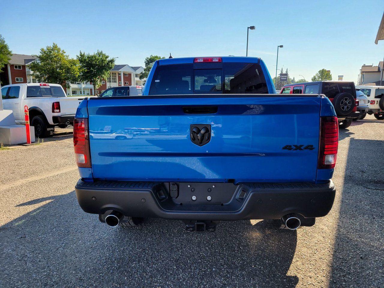 2021 Ram 1500 Classic Warlock-4
