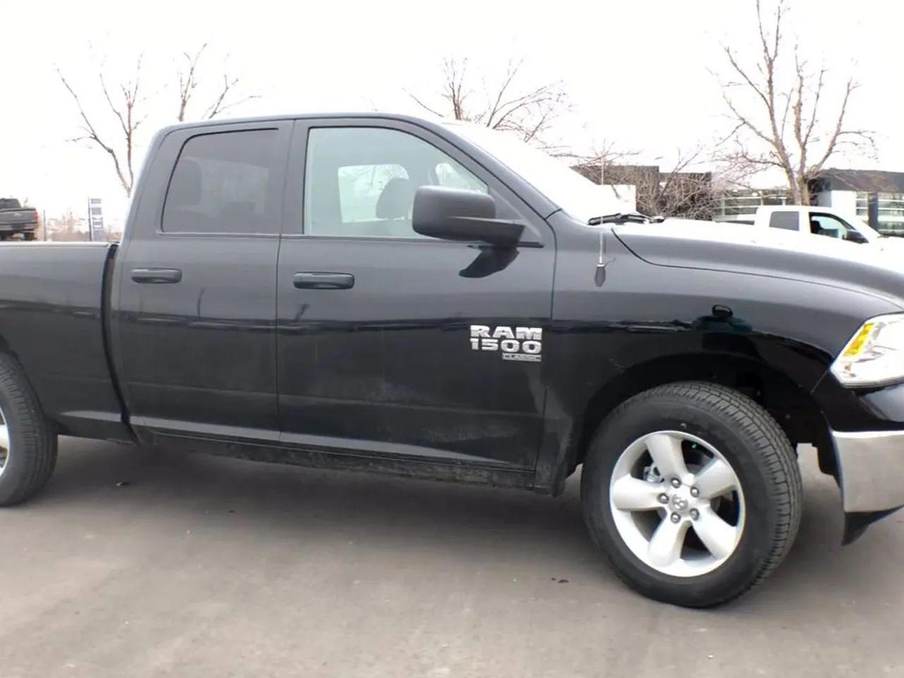 2021 Ram 1500 Classic -2