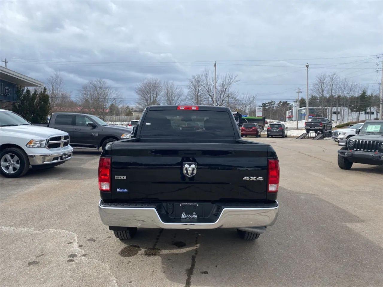 2021 Ram 1500 Classic -3