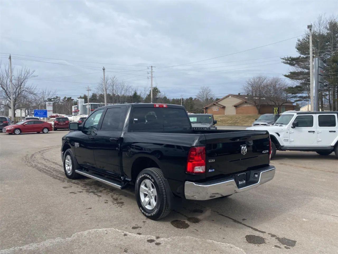 2021 Ram 1500 Classic -4