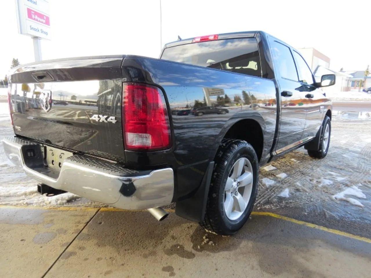 2021 Ram 1500 Classic -4
