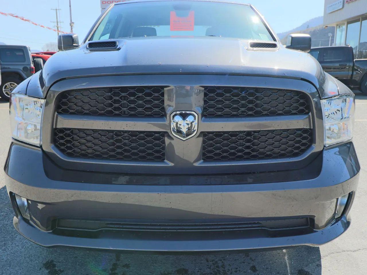 2021 Ram 1500 Classic -1