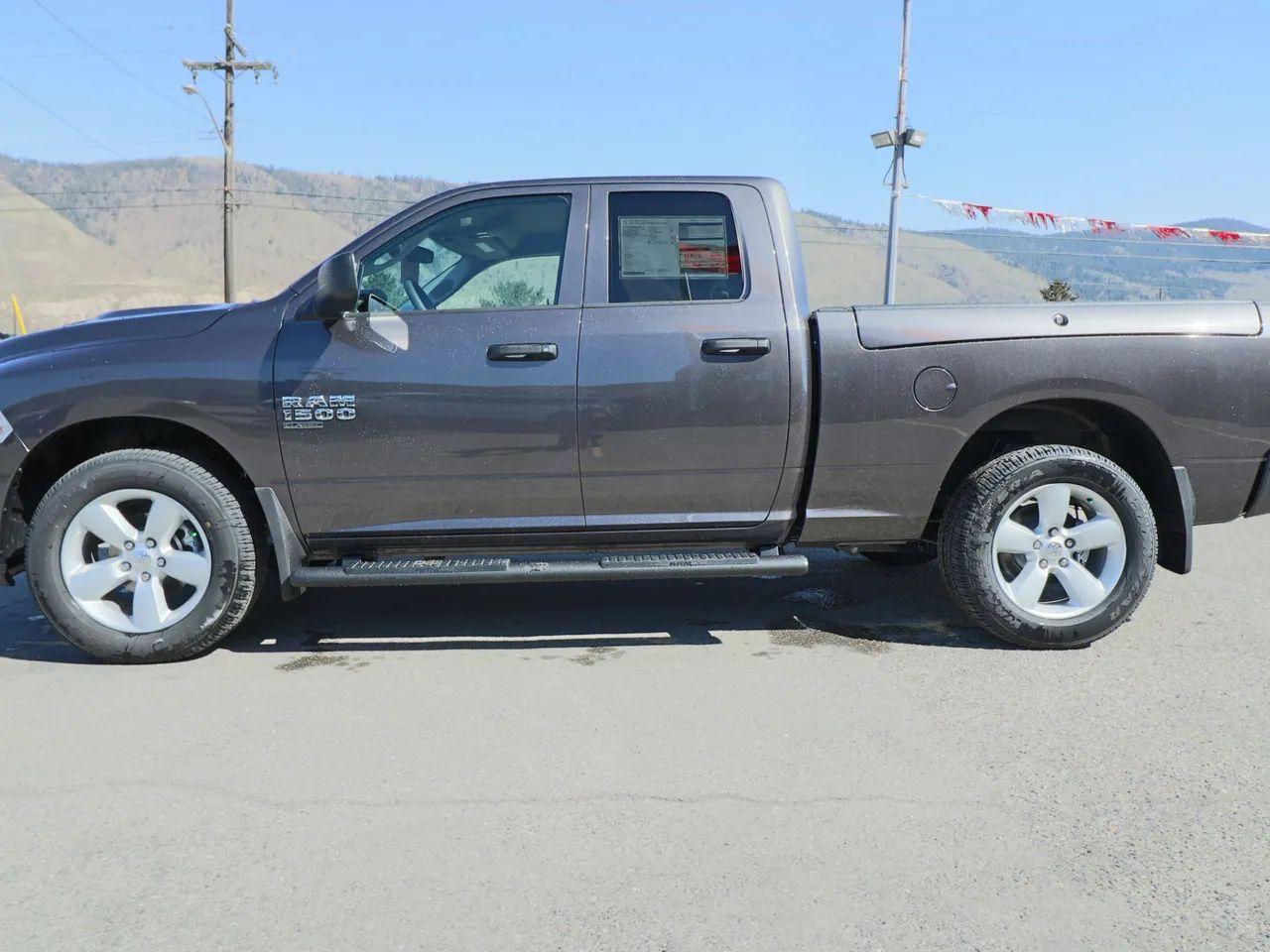 2021 Ram 1500 Classic -3