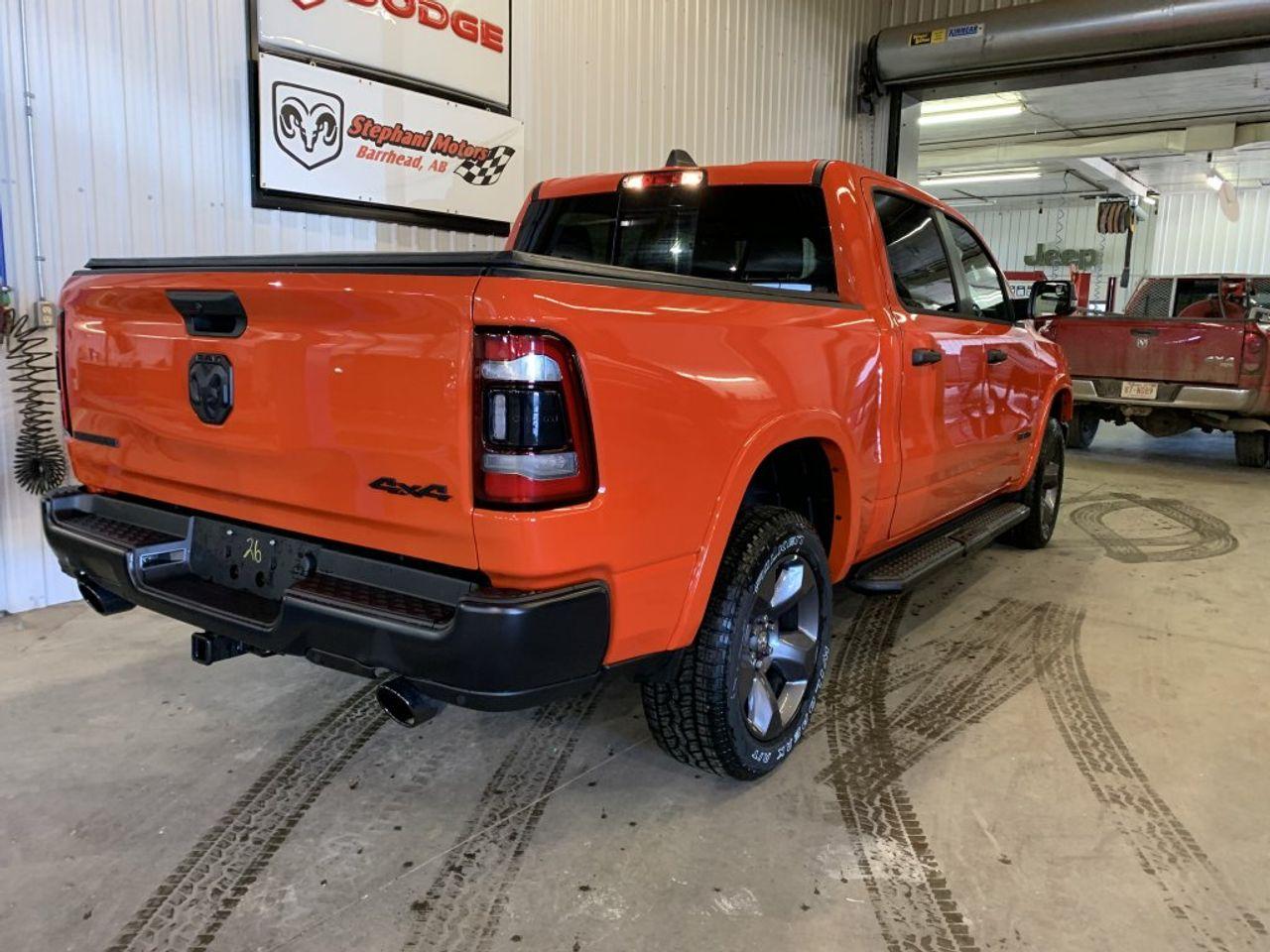 2021 Ram 1500 Big Horn-3