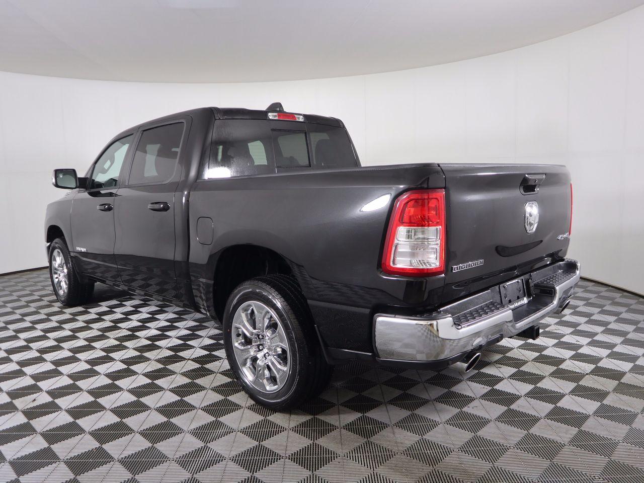 2021 Ram 1500 Big Horn-4