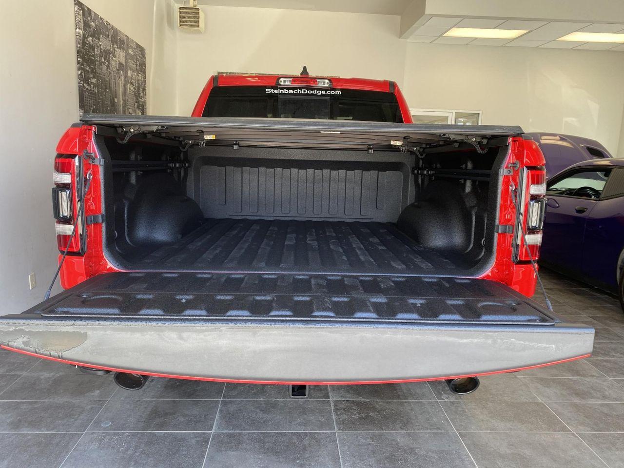 2021 Ram 1500 Big Horn-3