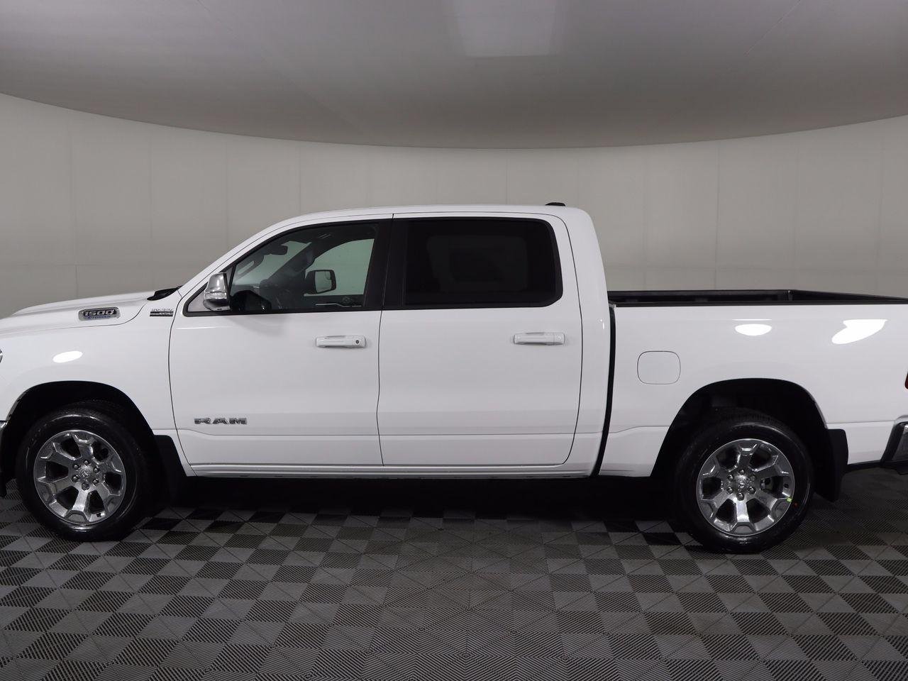2021 Ram 1500 Big Horn-3