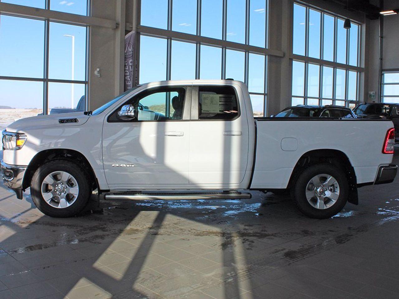2021 Ram 1500 Big Horn-3