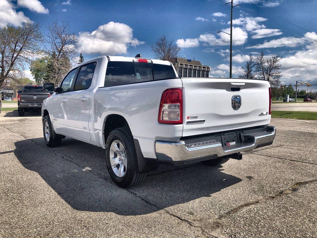 2021 Ram 1500 Big Horn-3