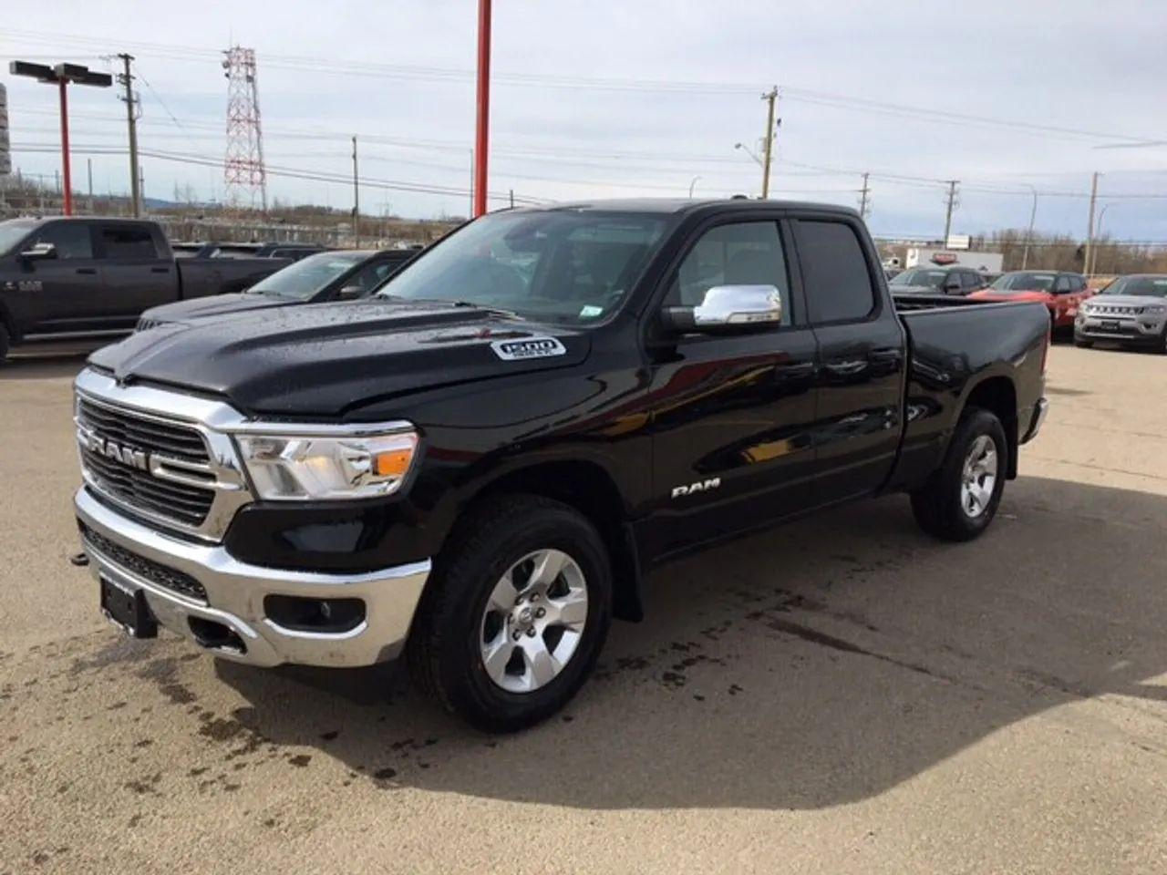 2021 Ram 1500 Big Horn-3