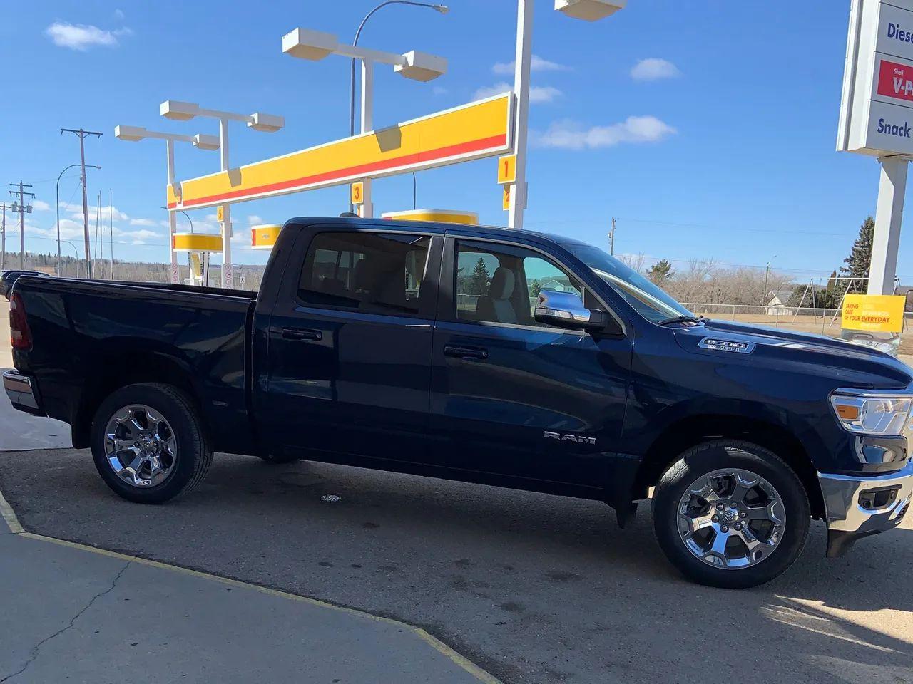 2021 Ram 1500 Big Horn-2