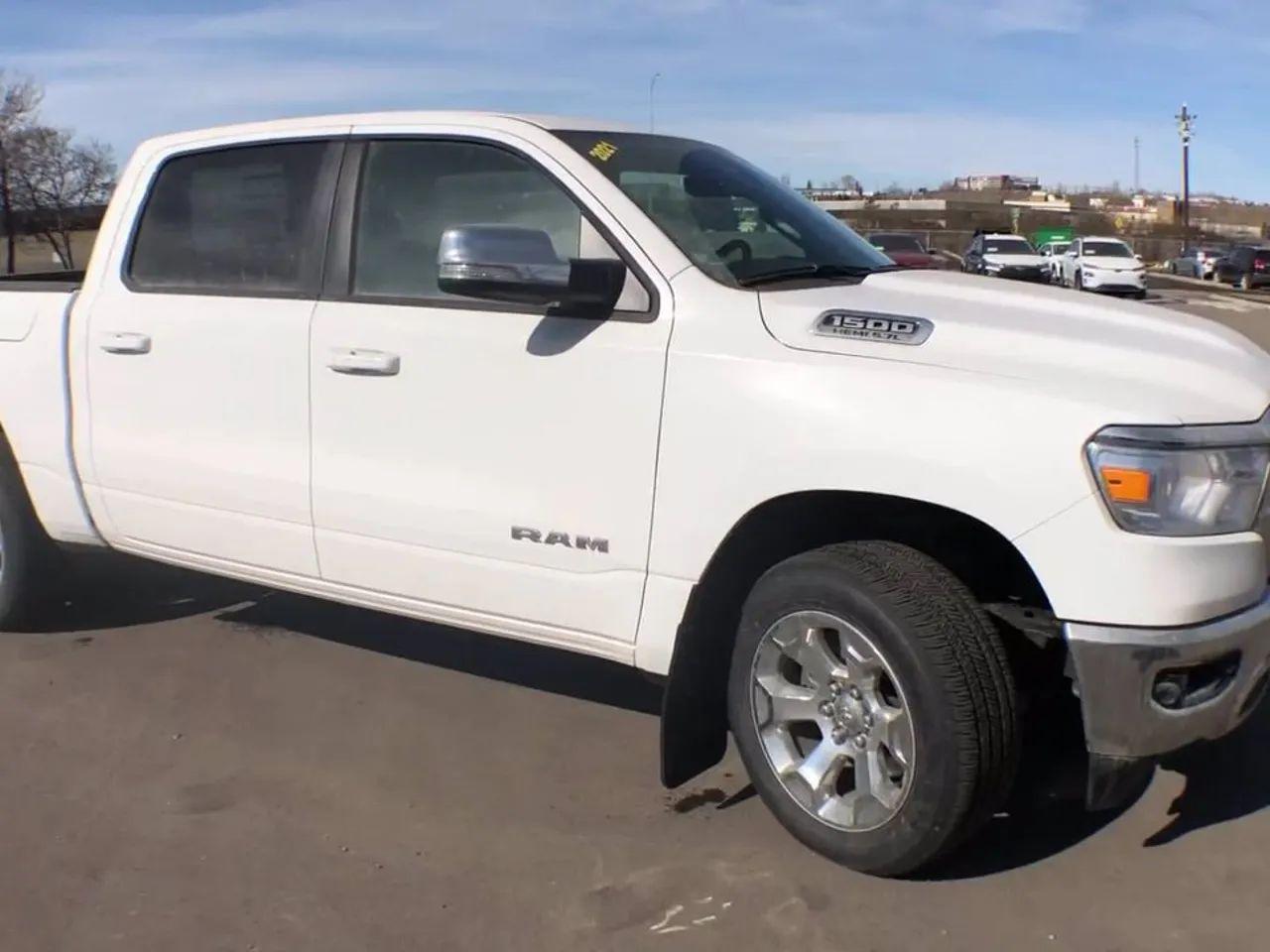 2021 Ram 1500 Big Horn-1