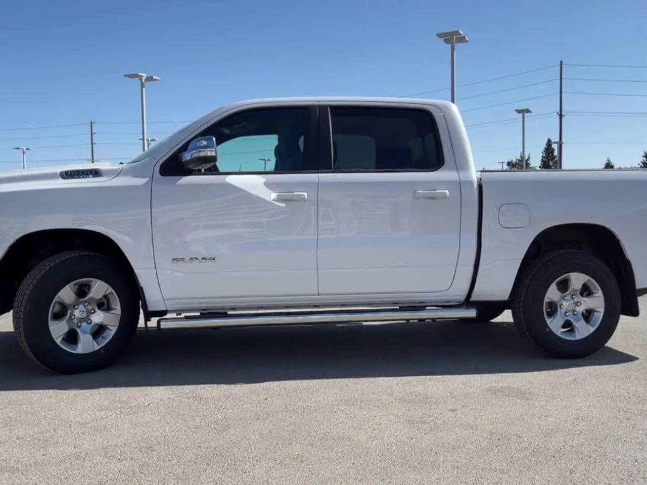 2021 Ram 1500 Big Horn-3