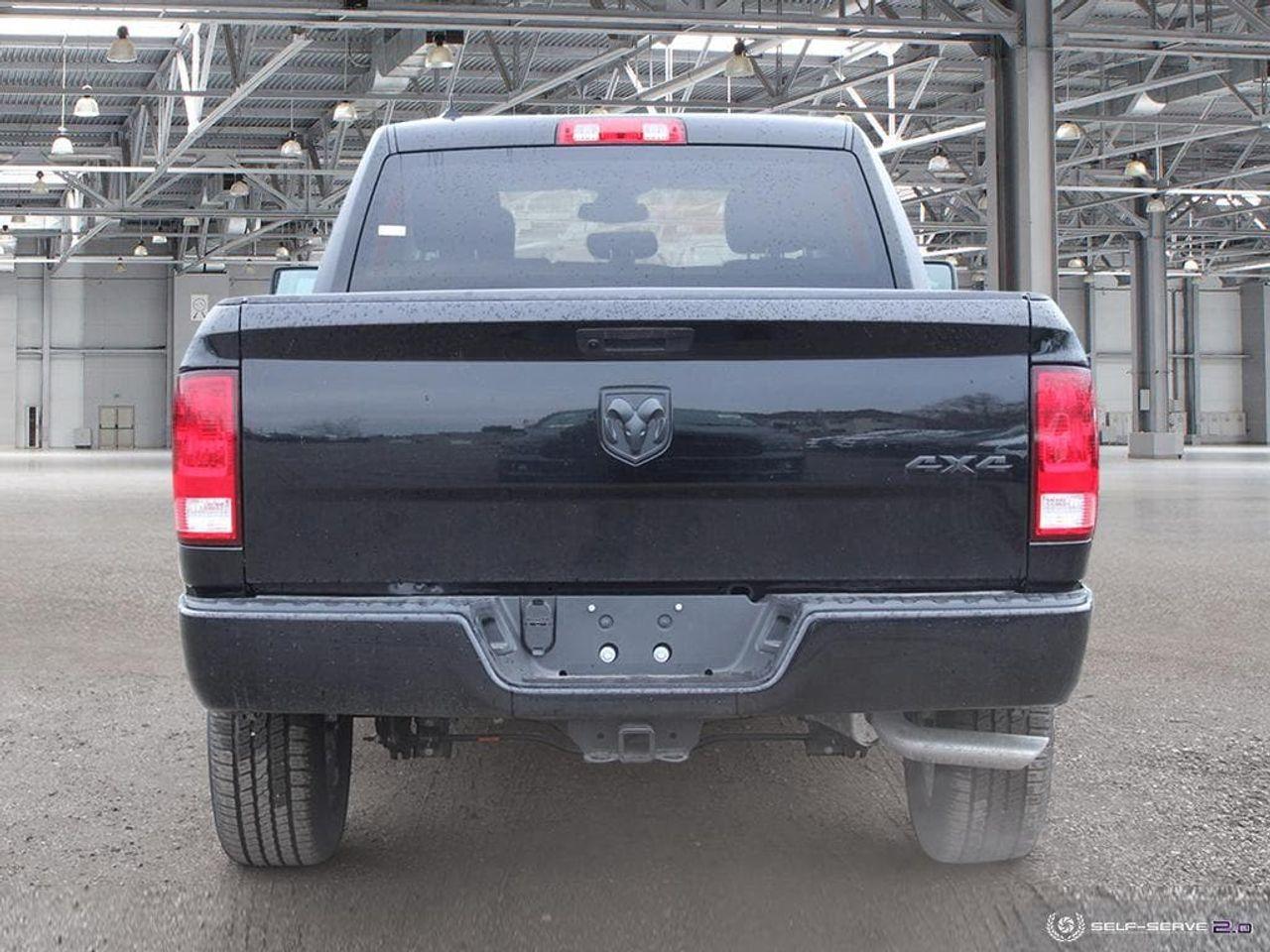 2021 Ram 1500 SLT-4