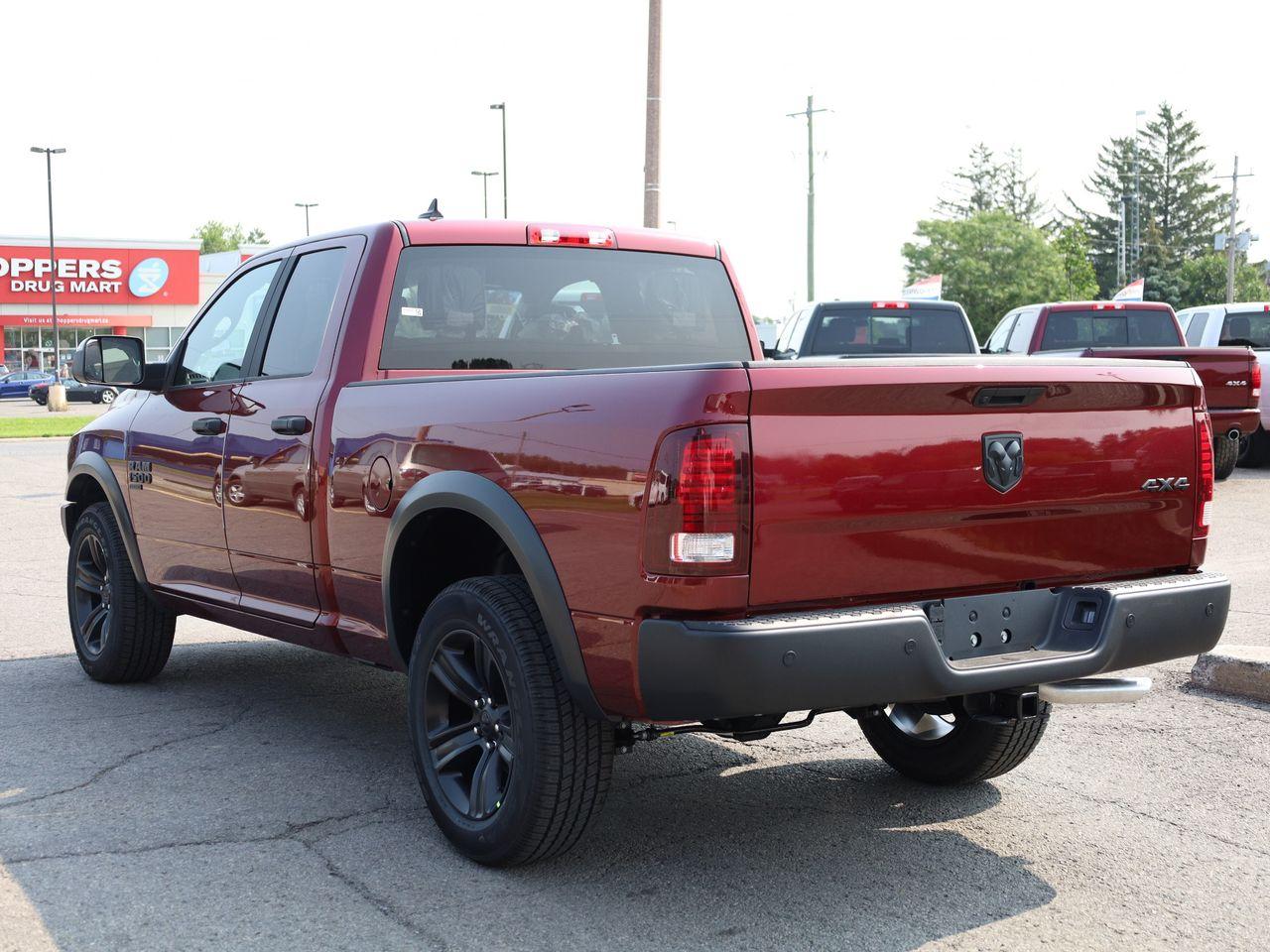2021 Ram 1500 SLT-4