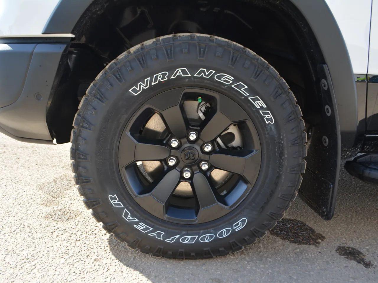 2021 Ram 1500 -4