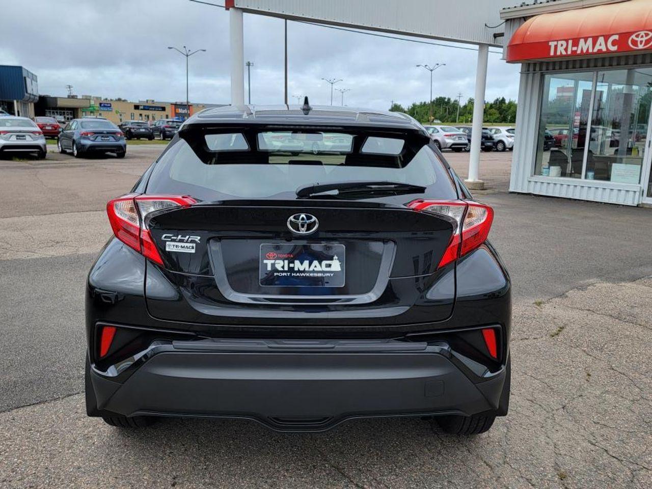 2021 Toyota C-HR LE-3