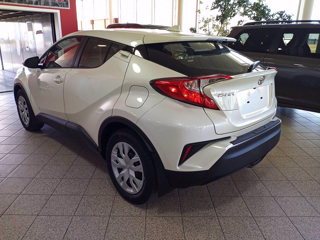 2021 Toyota C-HR LE-3