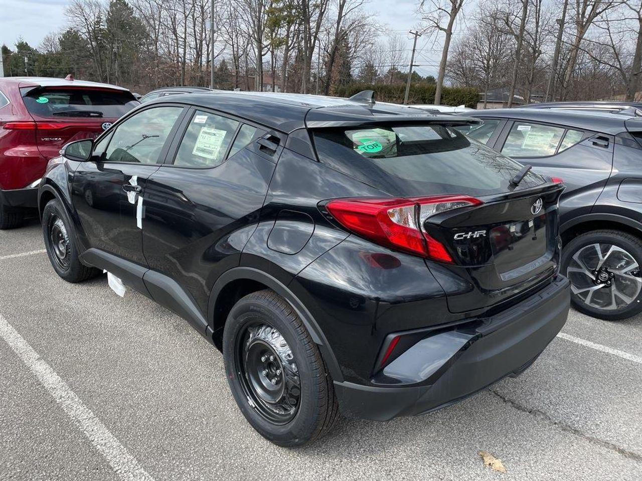 2021 Toyota CH-R LE-2