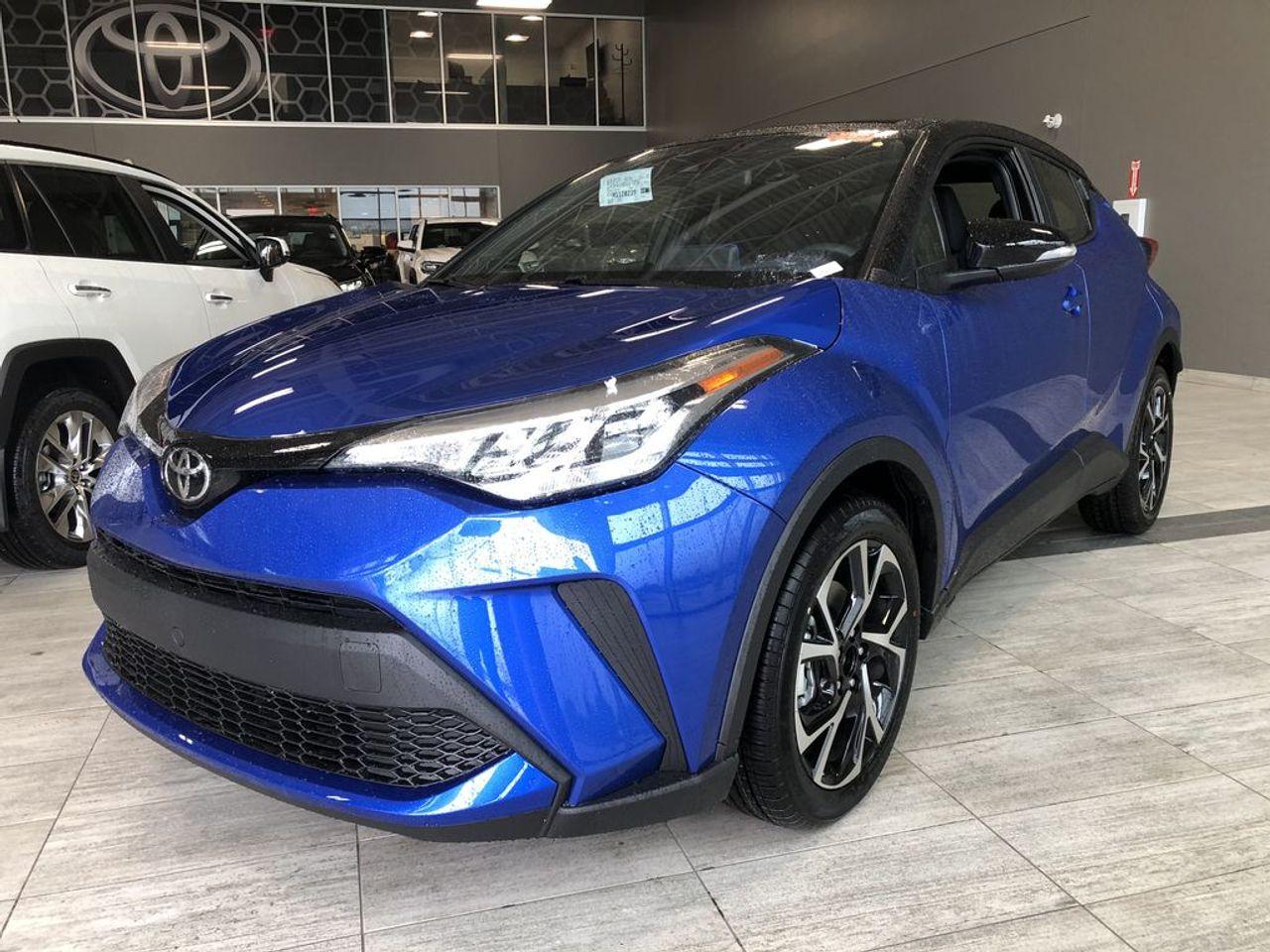 2021 Toyota CH-R XLE Premium-3
