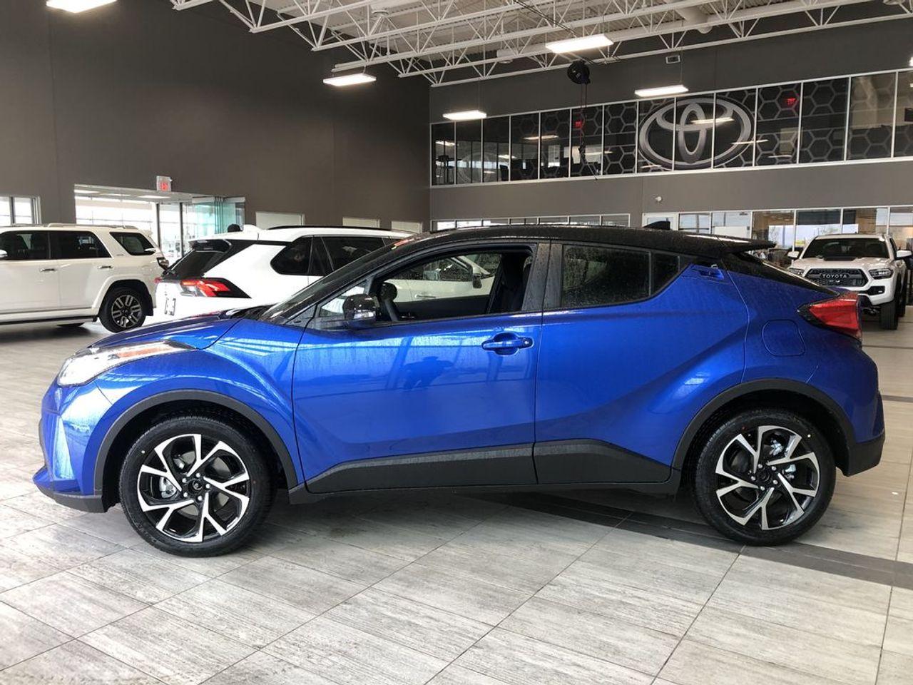 2021 Toyota CH-R XLE Premium-4